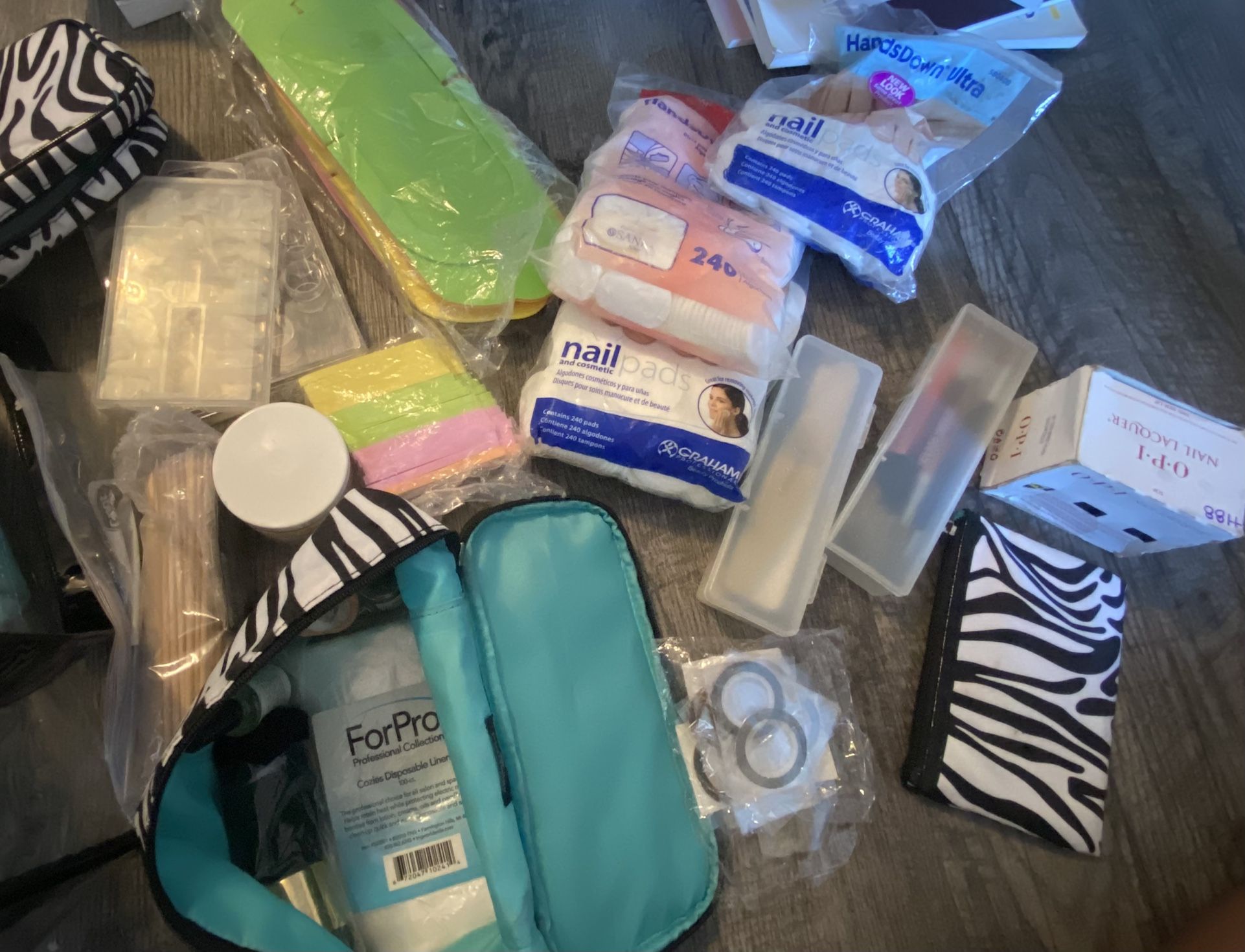 Manicure/Pedicure Items And Bag for Sale in Conroe, TX OfferUp