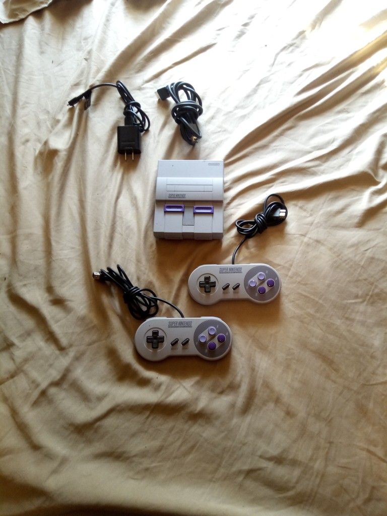 Nintendo Super NES Control Deck Model Clv-201