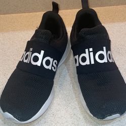 Adidas Tennis Shoes