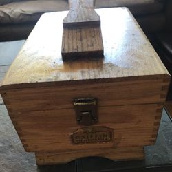 Vintage  Shoe Shine Box