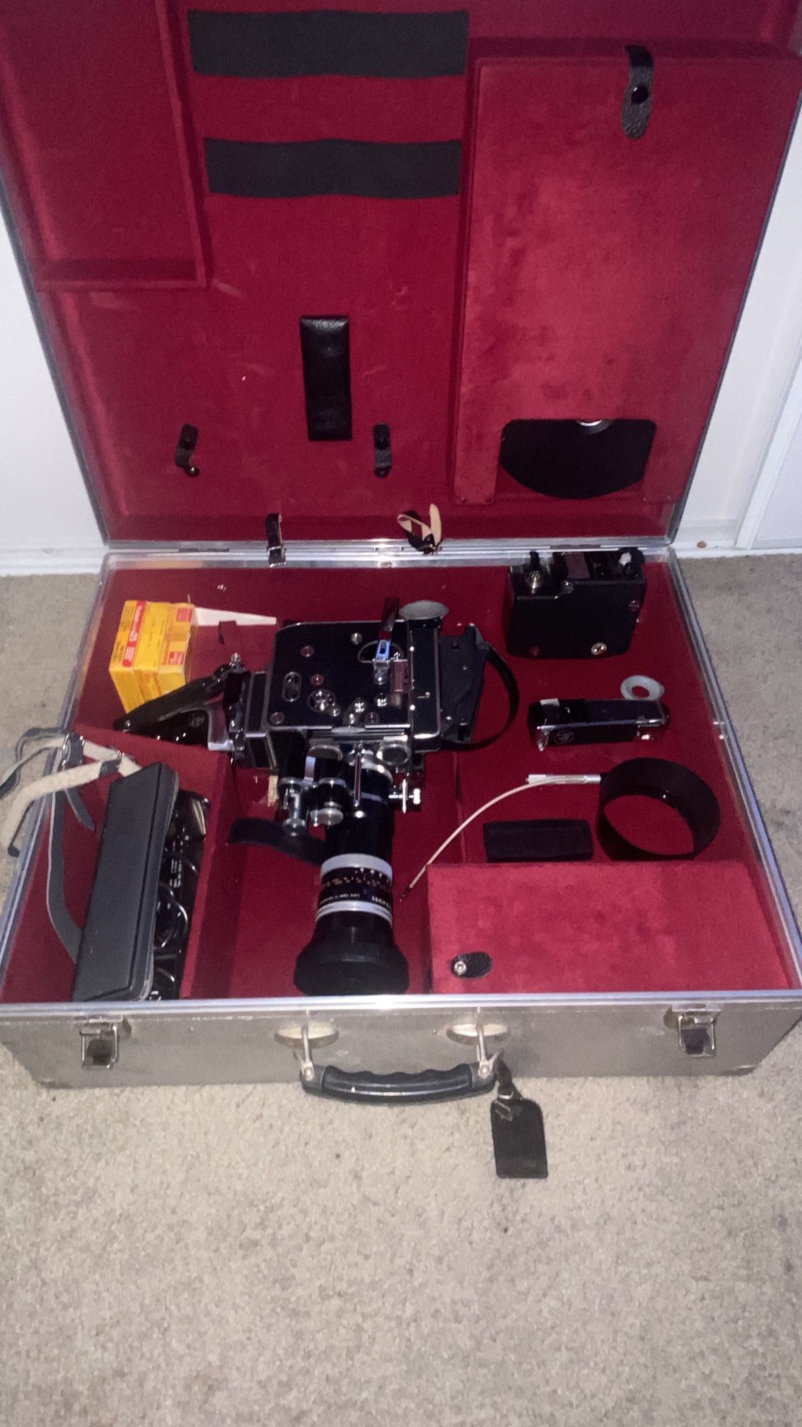 Bolex H16 Reflex 16mm Film Camera Kit w Zoom Lens