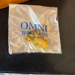 Omni Jewelry, Train Charm