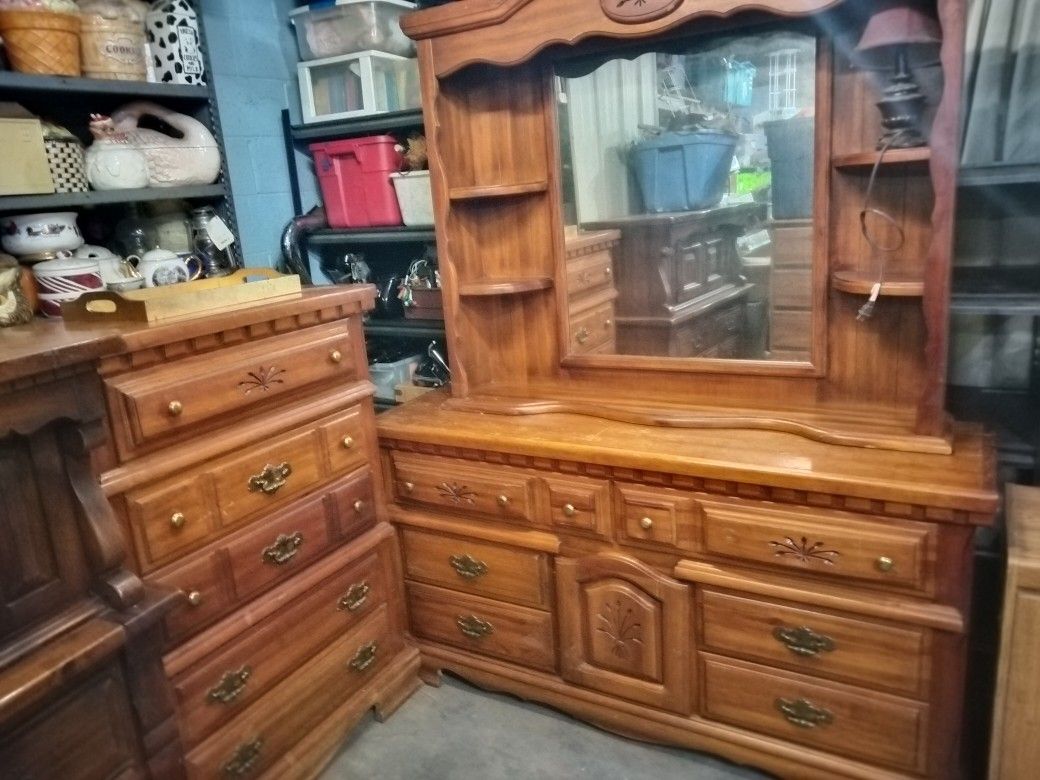 Dresser