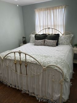 King Headboard and Footboard