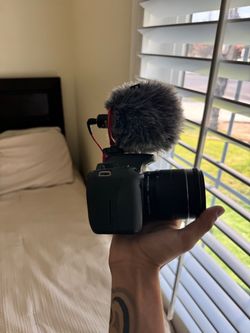 Canon EOS Rebel T5i camera