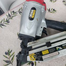 Gun Nail Central Pneumatic 