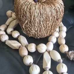 Garland & Twine Apple Set 40 Wood