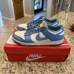 Nike Dunk Low UNC