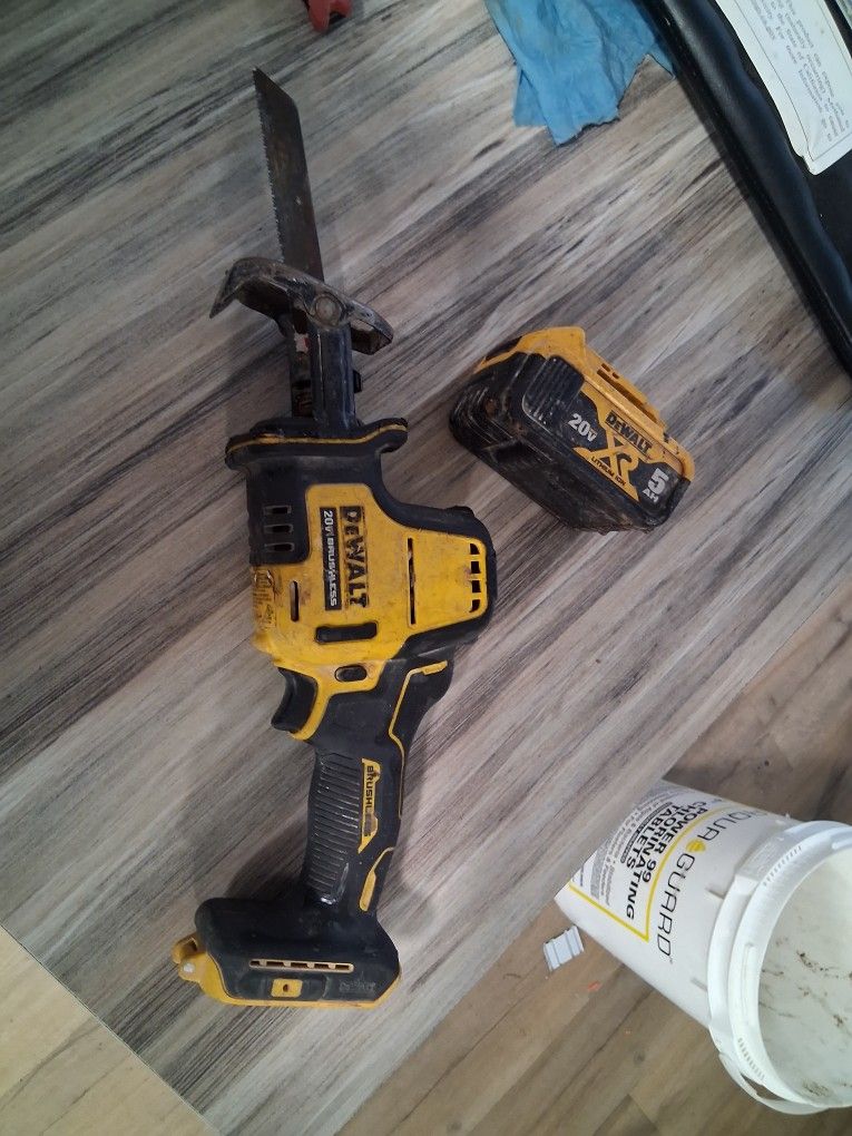 Dewalt / Battery