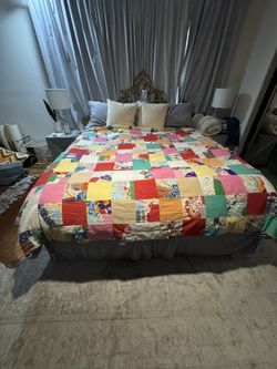 Beautiful Vintage Quilt