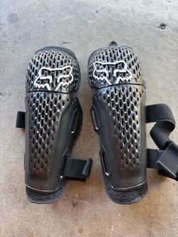 Fox chin/knee protector