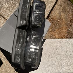 03-07 Silverado Headlights.  