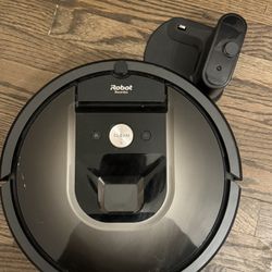 IRobot Roomba Model 985 OBO