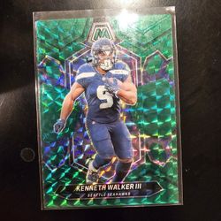 KENNETH WALLER III SEAHAWKS GREEN MOSAIC PANINI NFL SPORTS CARD!
