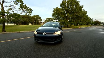 2016 Volkswagen Golf
