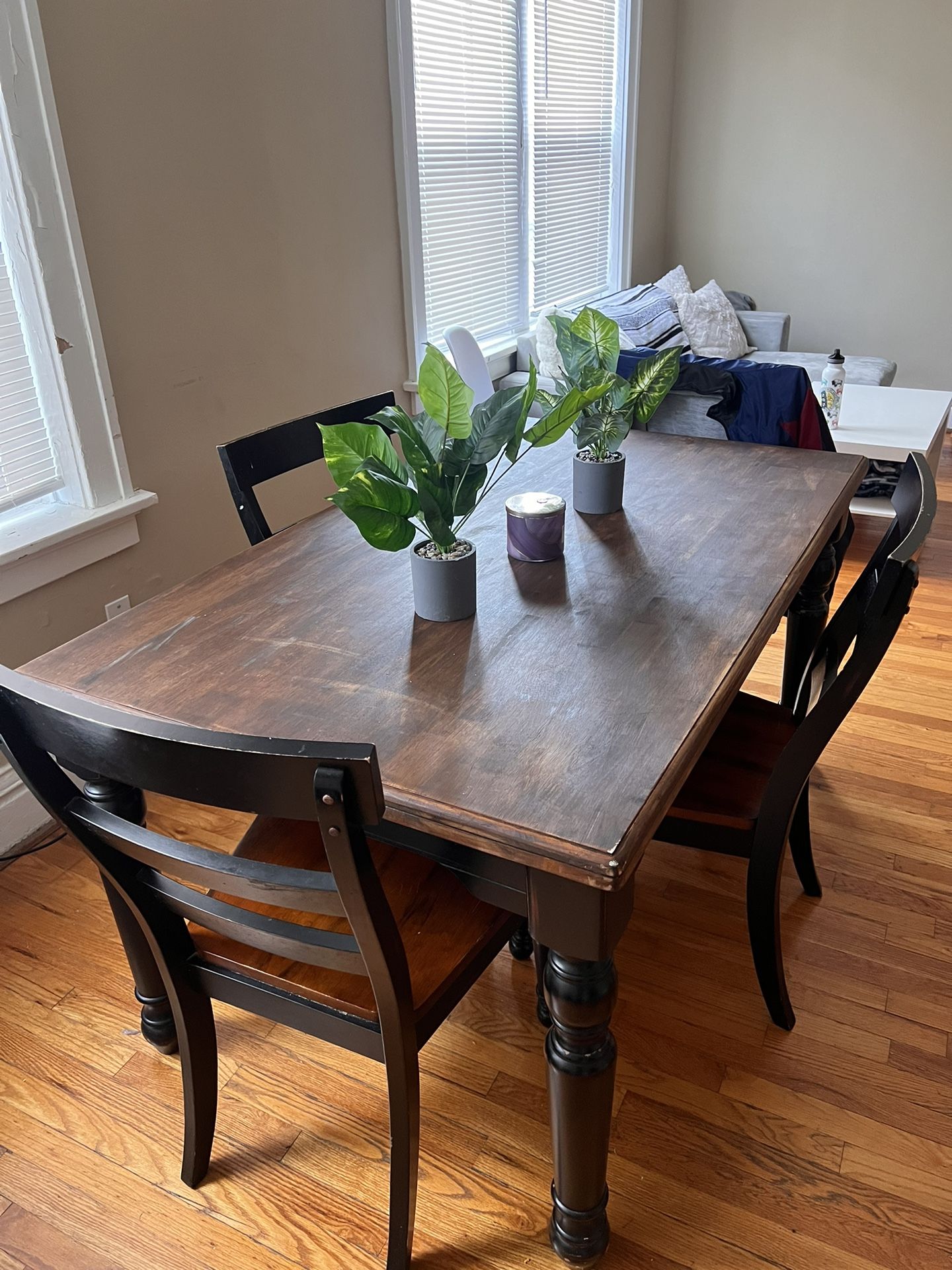 Wood Dining Table With Four Chairs 