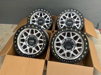 17” INCH KMC KM549 GRS OFF ROAD MACHINED SILVER WHEELS/RIMS 6x5.5 6x139.7 CHEVY SILVERADO GMC SIERRA TOYOTA TACOMA