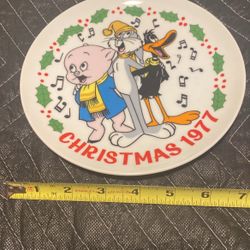 Vintage Looney Toons First Limited Edition 1977 Christmas Collectors Plate