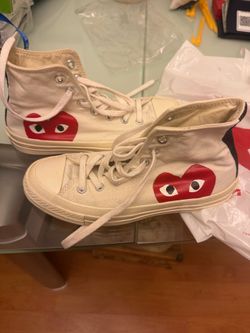 Comme des Garçons PLAY x Converse Chuck Taylor High Top - size women 7 US