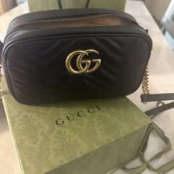 Gucci  Marmont Small Shoulder Bag 