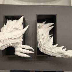 3d Printed Dragon Bookends/Nooks For Your Favorite Bookshelf