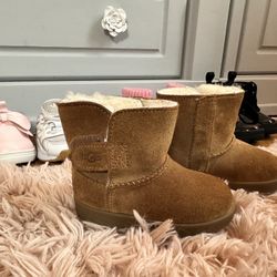 Size 4 baby girl shoes