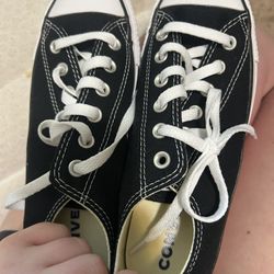 Converse Women’s Size 9