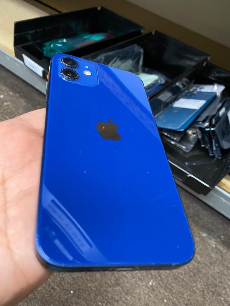 IPhone 12 Blue