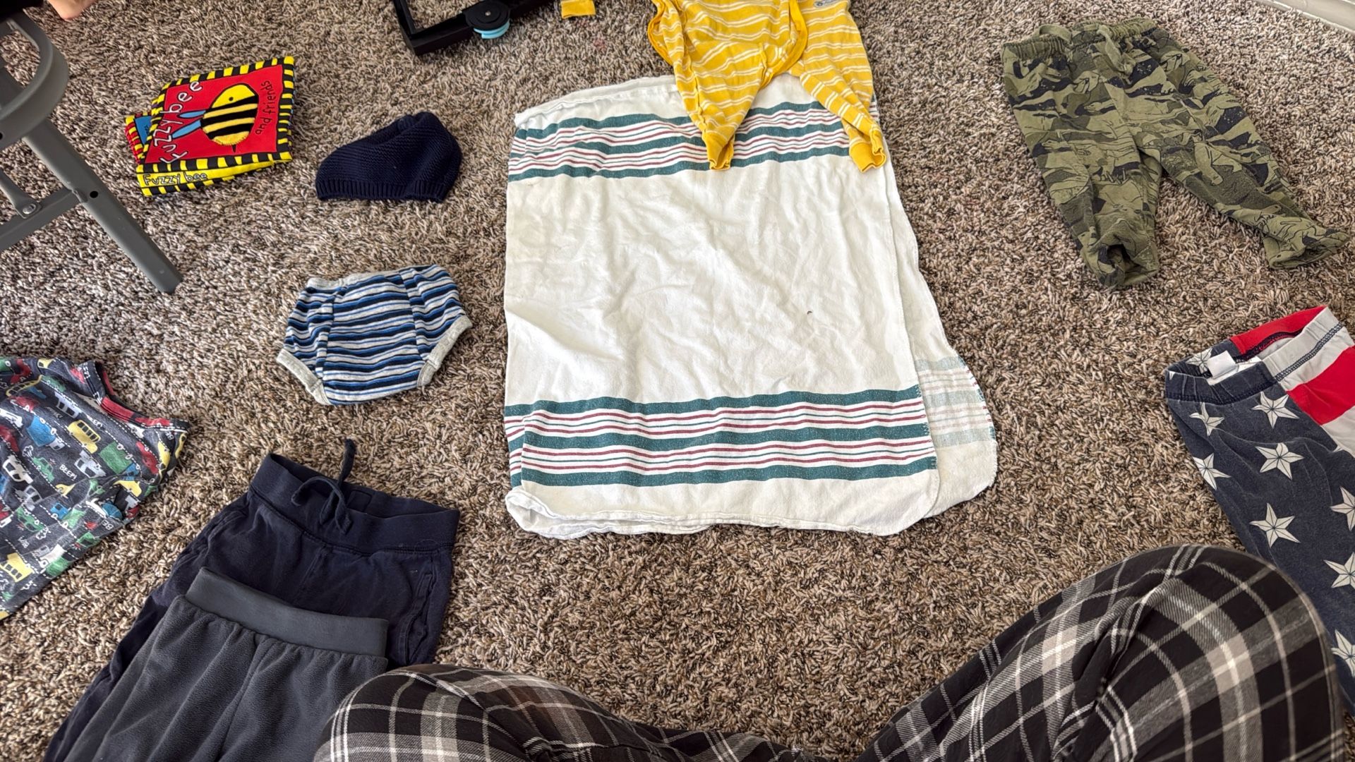 Baby Clothes / Toddler Clothing . 