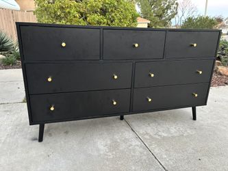Black Modern 7 Drawer Dresser Chest of Drawers Furniture Great Condition 