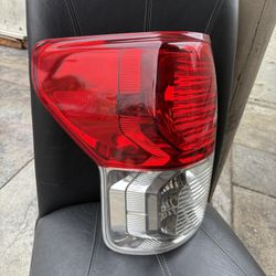 Toyota Tundra Tail Light