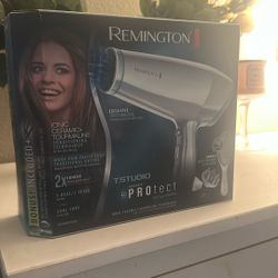 Remington hairdryer with brush and diffuser