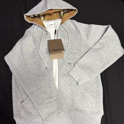 Burberry hoodie 