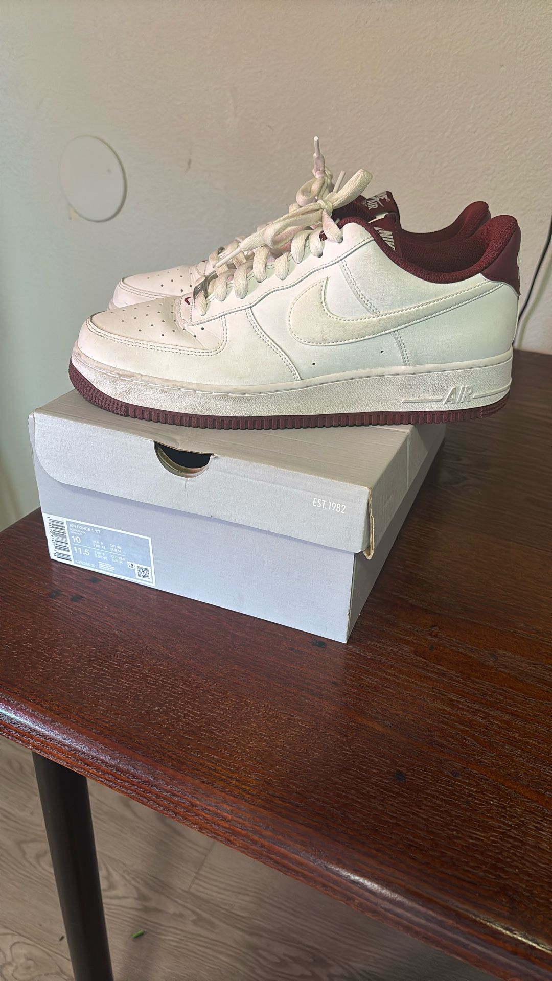 Nike Air Force 1