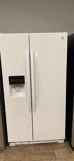 Really Nice Fridge (plus Warranty)