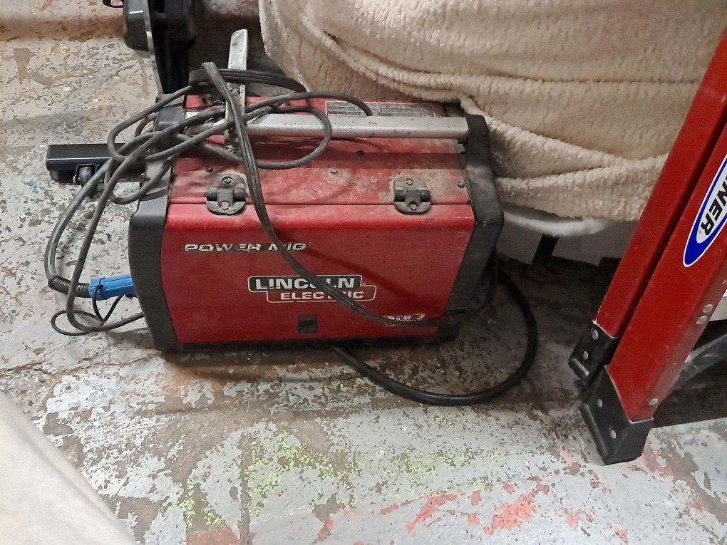 Lincoln Mig Welder 140c Electric