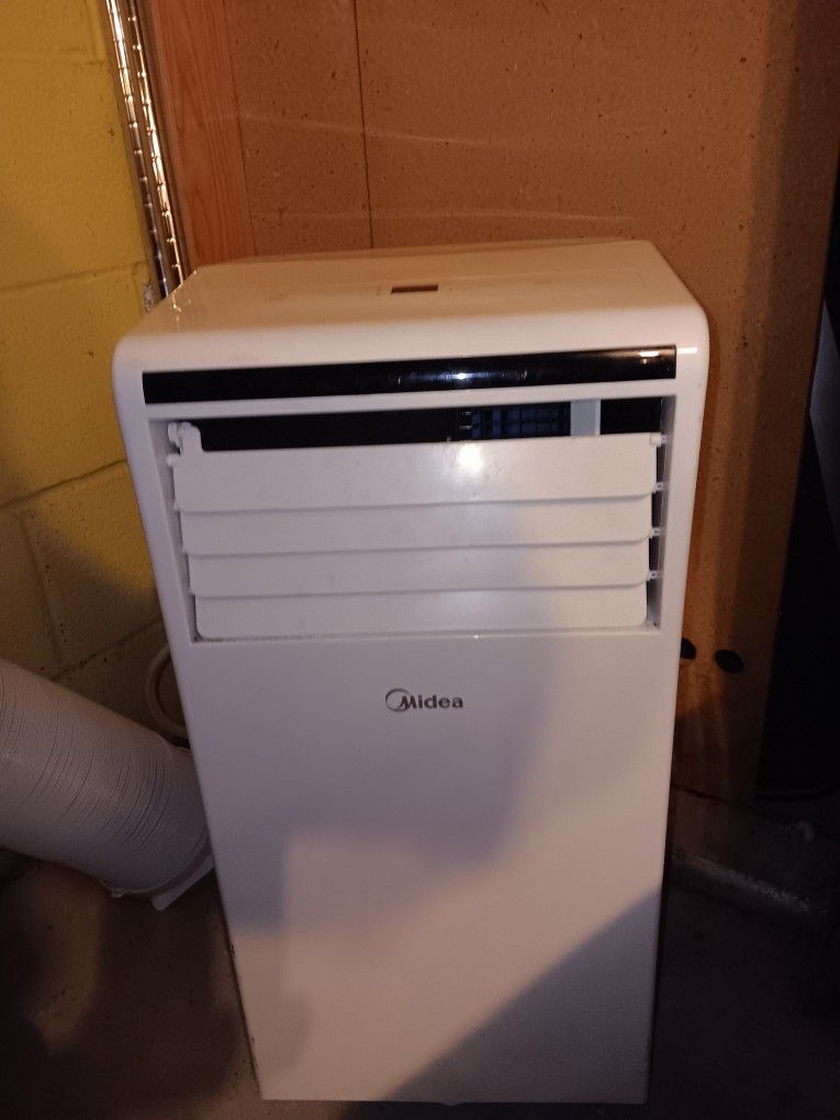 A/C with Window Conection