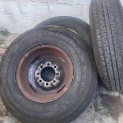 8 Lug Trailer Tires 