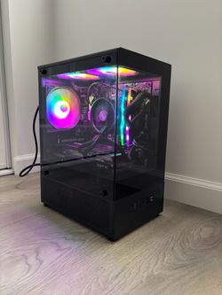 Newly Built 1080p Gaming PC - RX 6600/Ryzen 5/1TB NVMe SSD/16GB DDR4