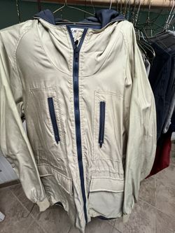 New Lightweight Men’s Jacket With Hood