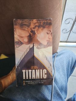 Titanic vhs types