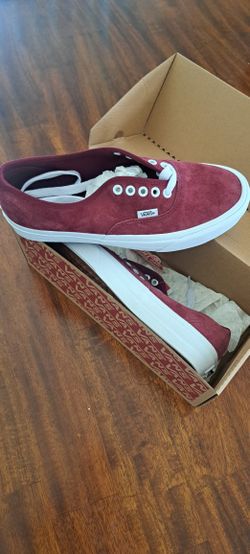 WOMENS BURGUNDY VANS 