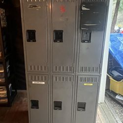 U-Line Lockers - Storage 