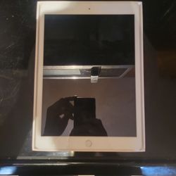 ****7th Generation iPad Model A2197 For Sale***