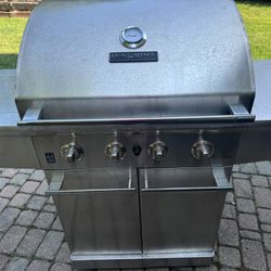 Nice Stainless Steel Propane BBQ grill, 4+1 Burners