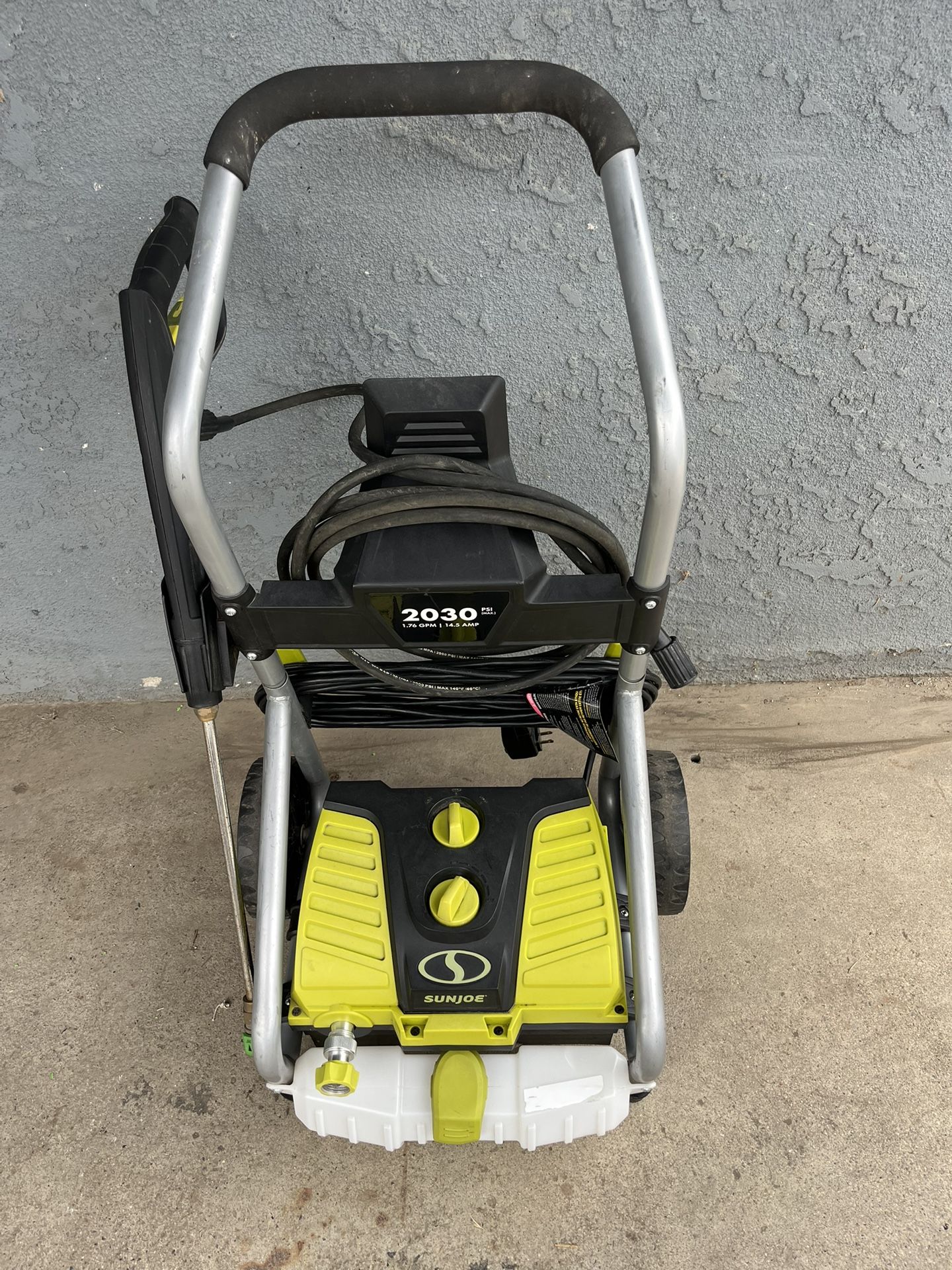 Pressure Washer