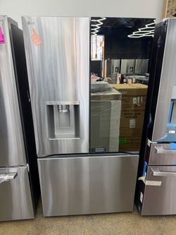 New open box LG 26 cu. ft. Counter-Depth MAX French Door Refrigerator w/ Mirrored Instaview & 4 types of ice, PrintProof Stainless Steel