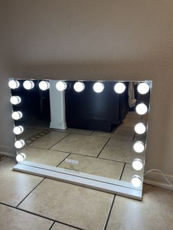 Vanity Mirror With Bluetooth
