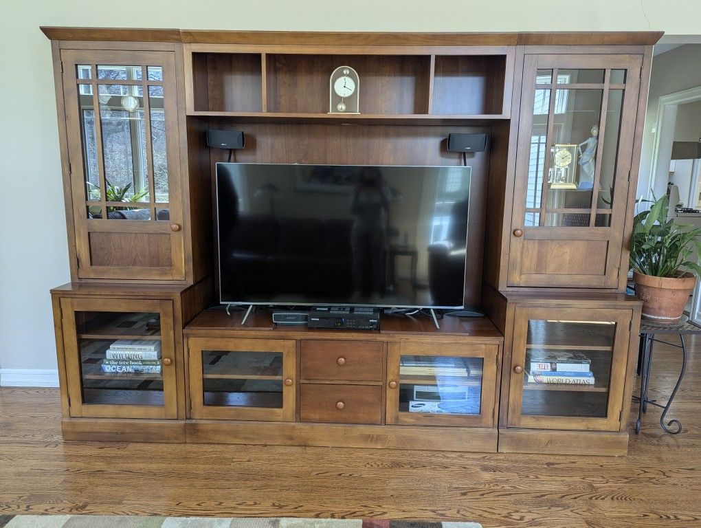 Ethan Allen 7-pc Entertainment Center