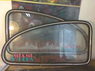 Volkswagen Right/Left Side Quarter Windows Glass
